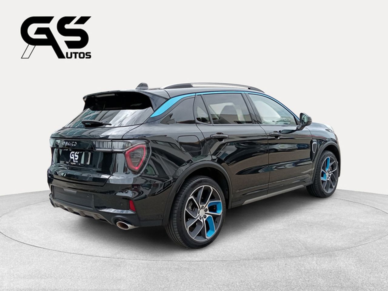 Foto LYNK&CO 01 3