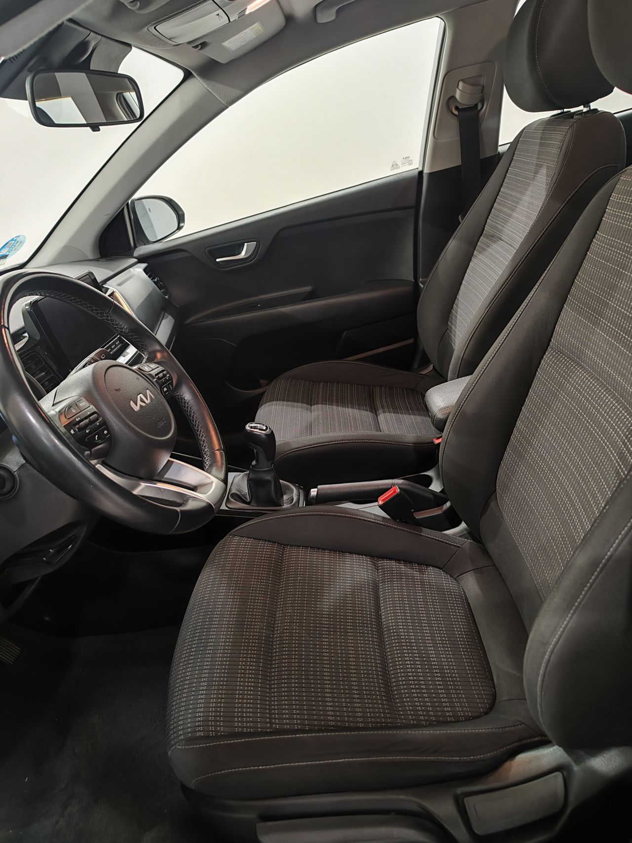 Foto Kia Stonic 6