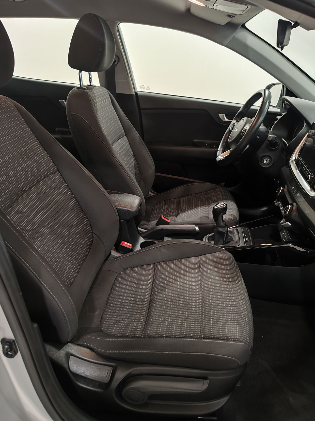 Foto Kia Stonic 8