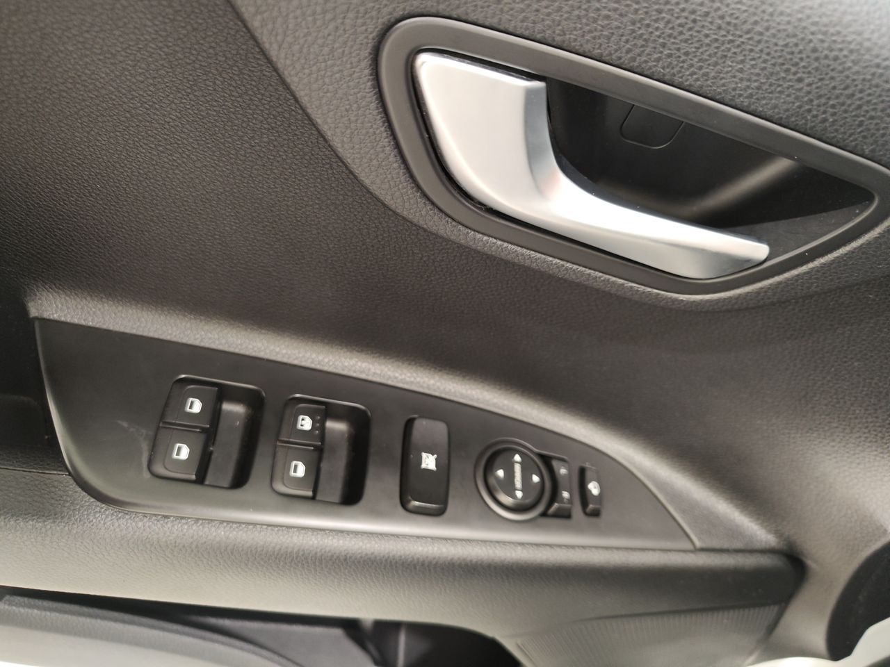 Foto Kia Stonic 15