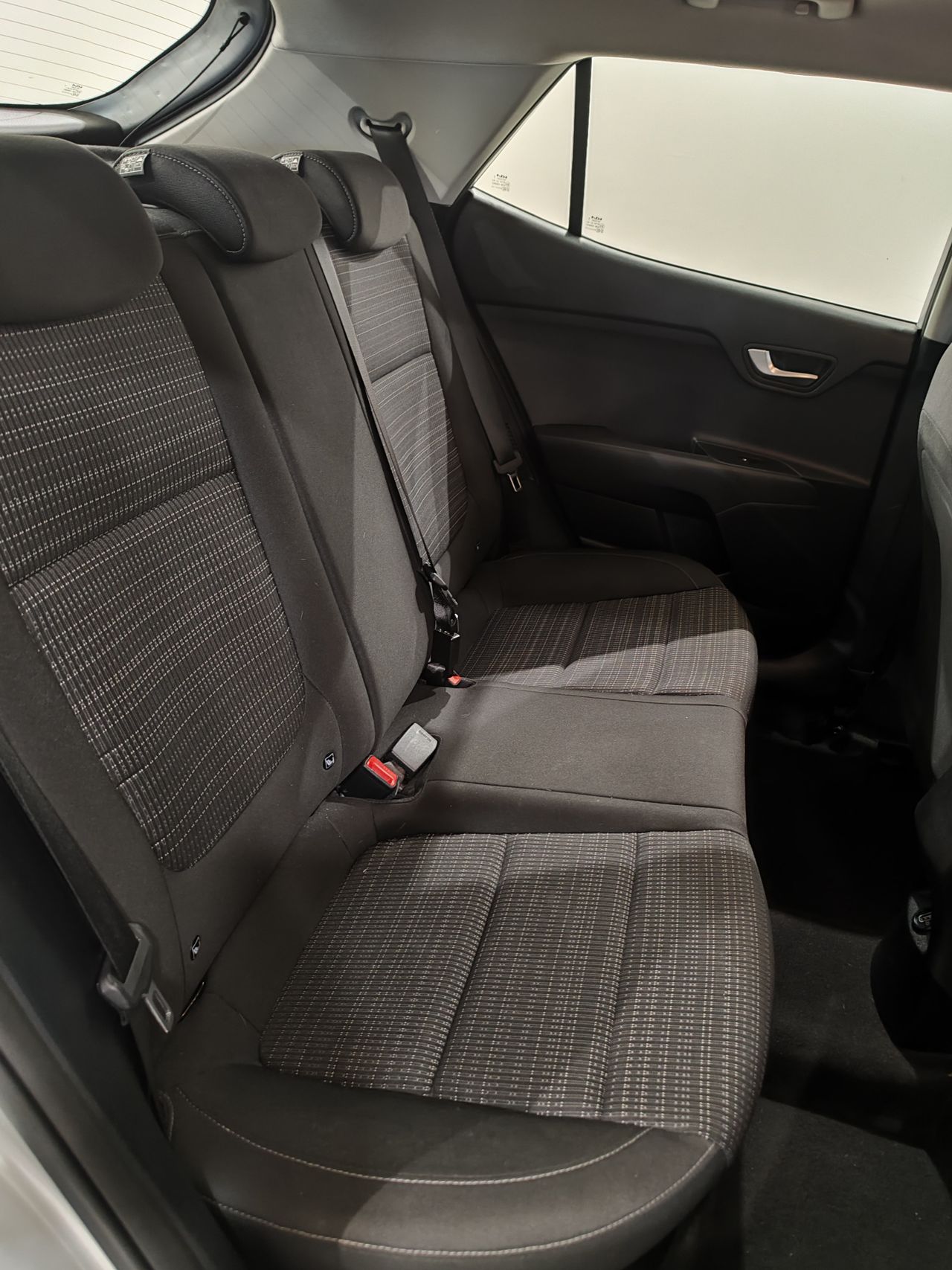 Foto Kia Stonic 20