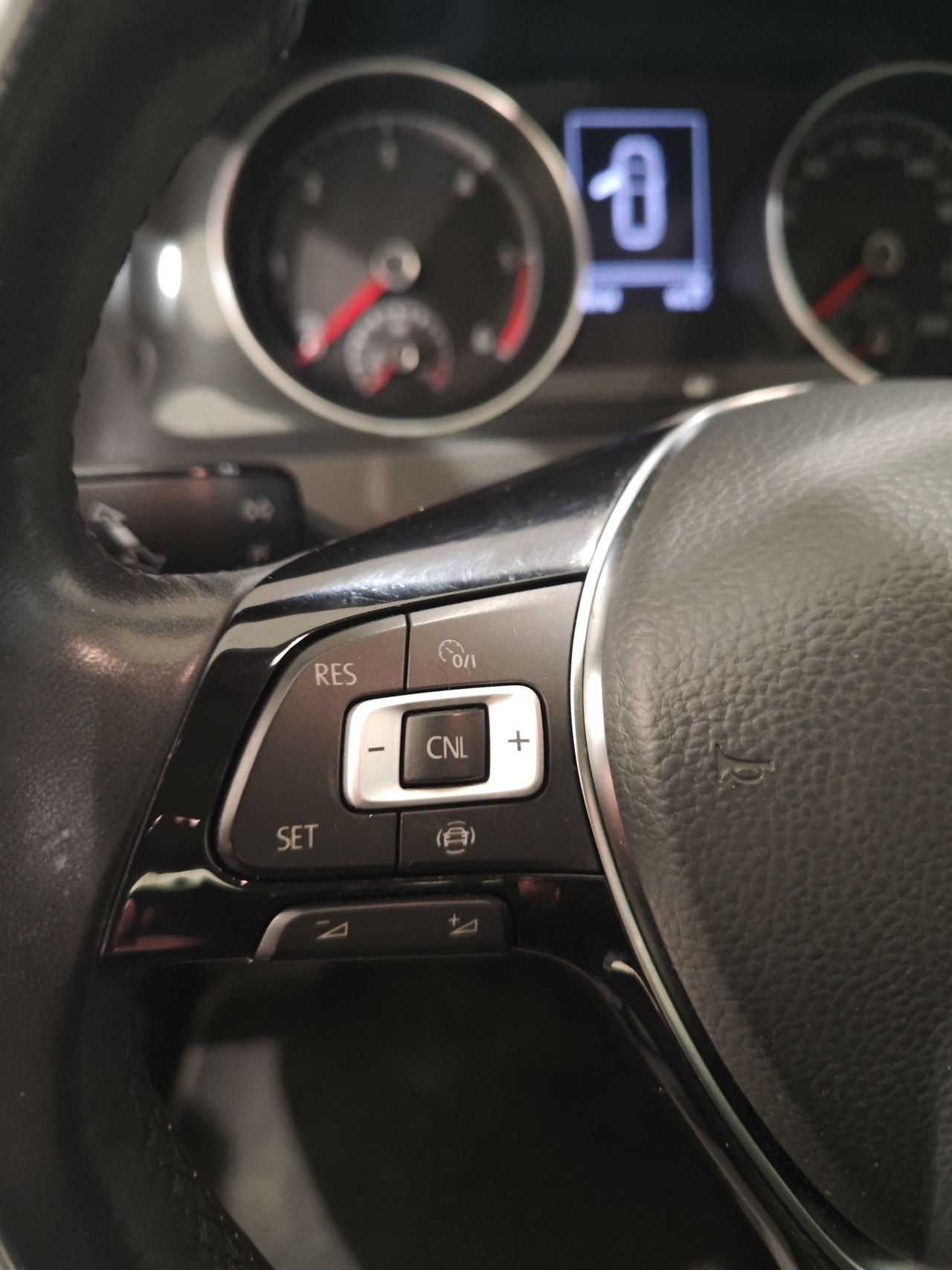 Foto Volkswagen Golf 10