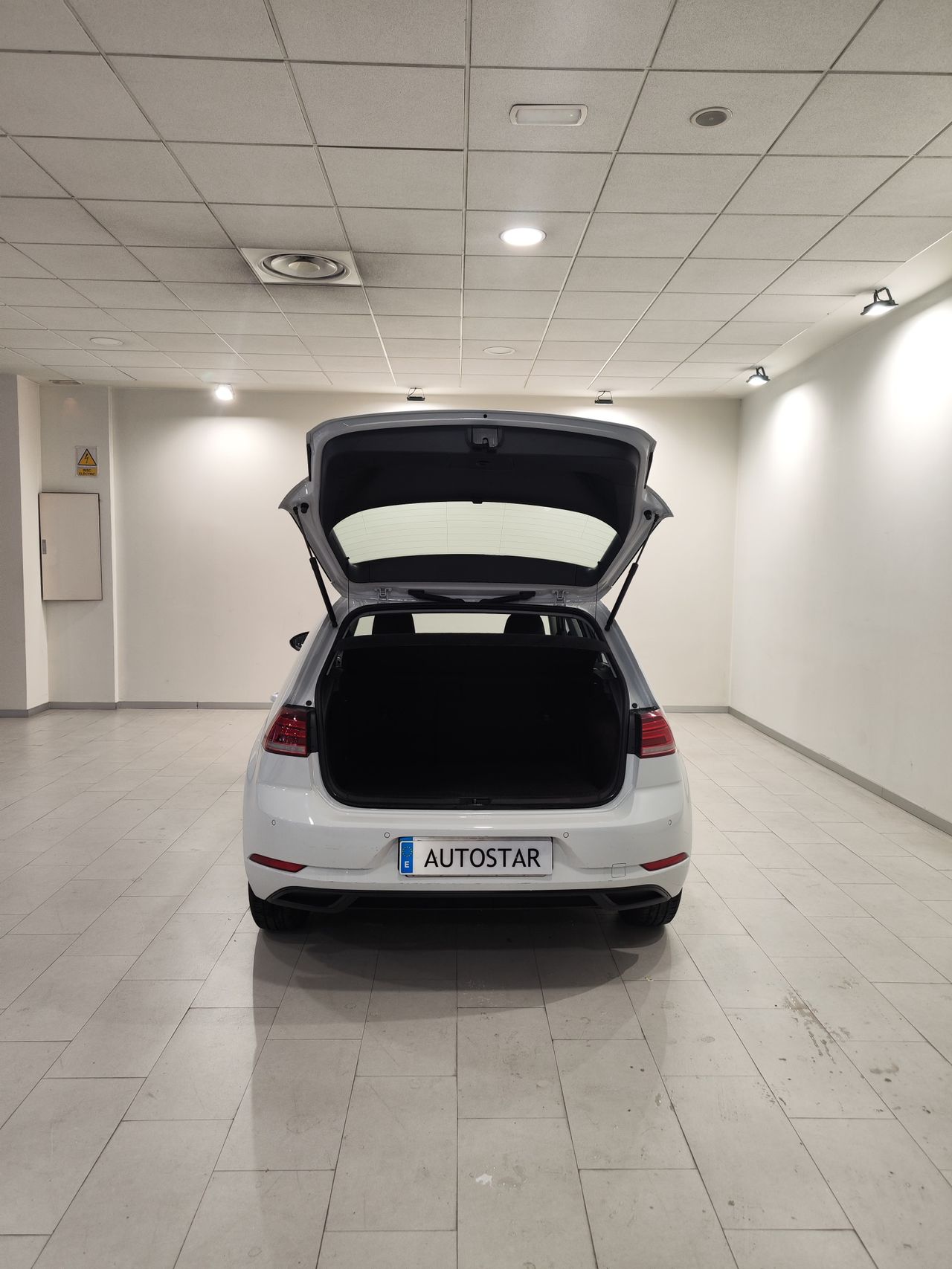 Foto Volkswagen Golf 21