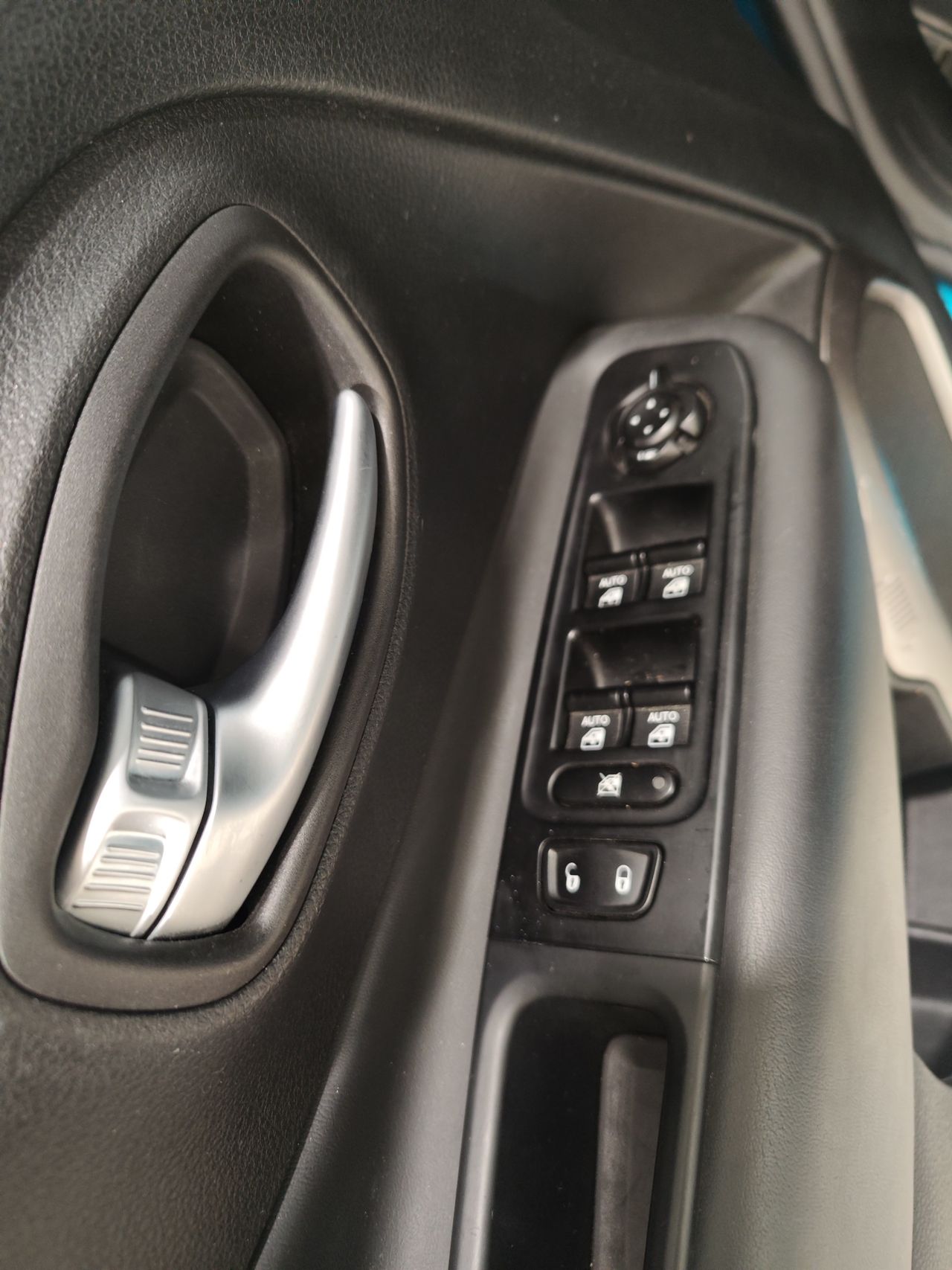Foto Jeep Renegade 15