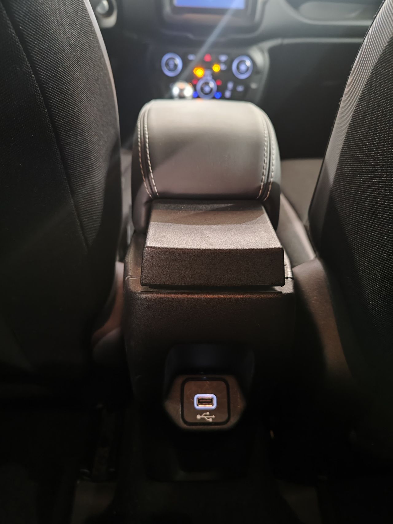 Foto Jeep Renegade 16
