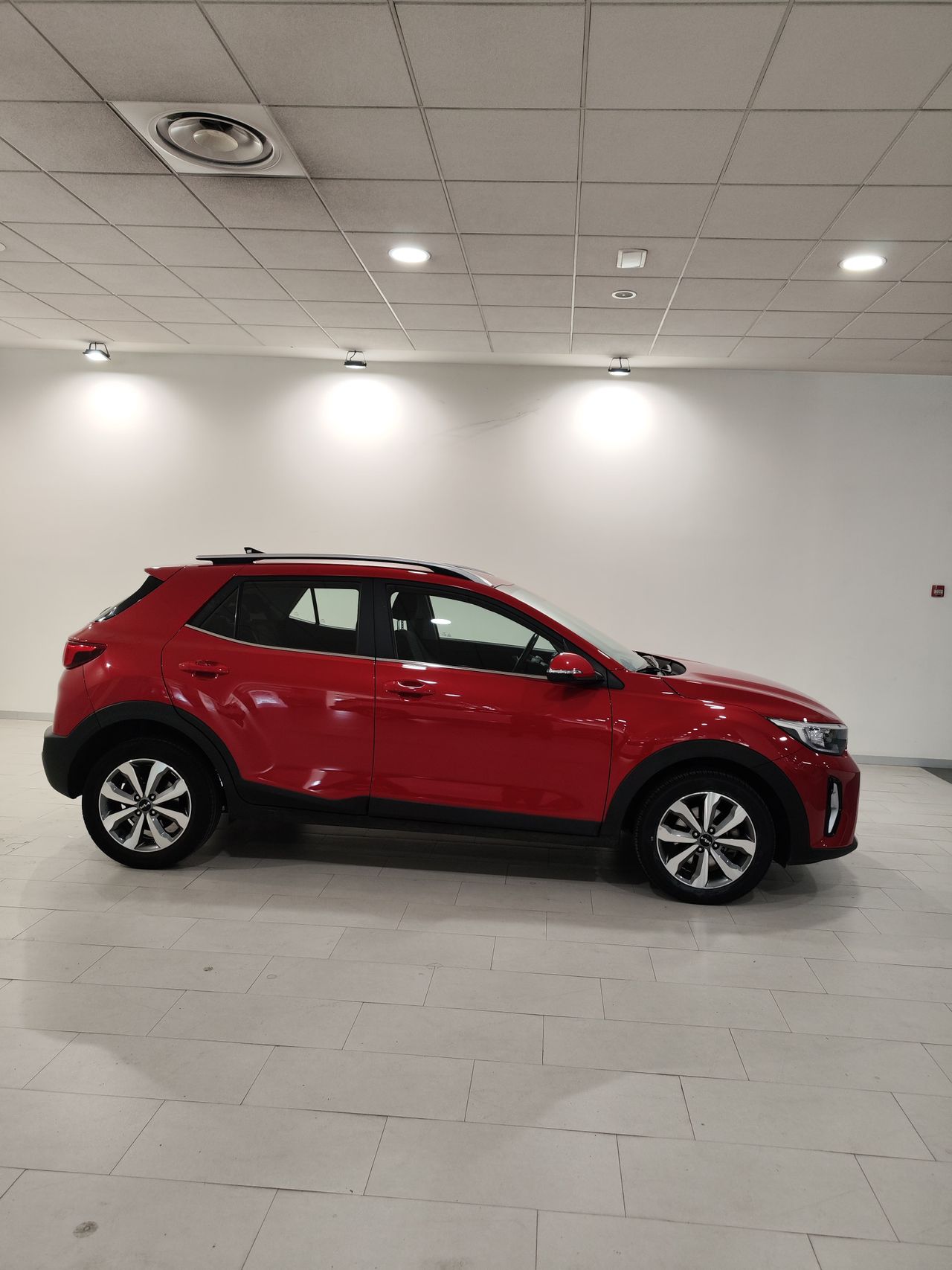 Foto Kia Stonic 2