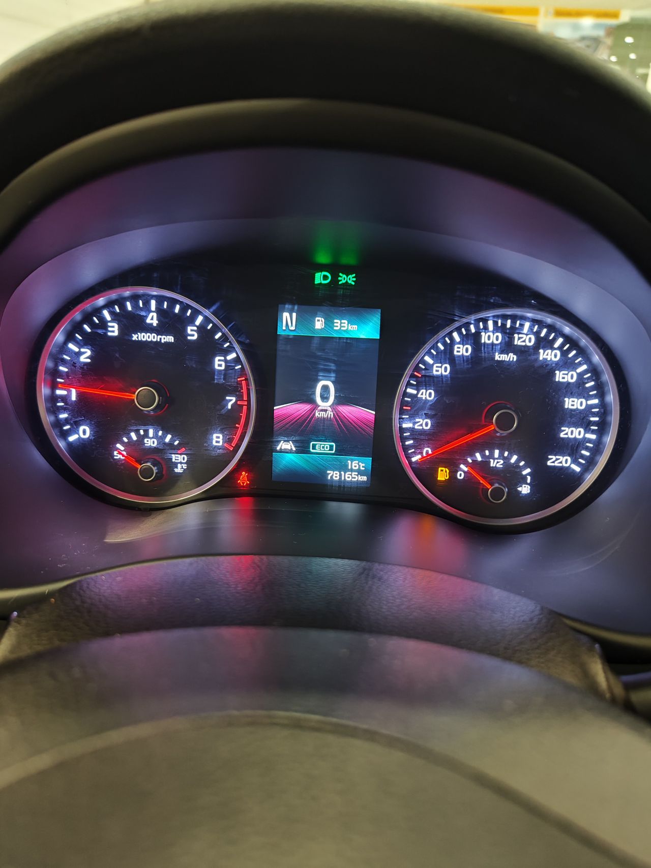 Foto Kia Stonic 10