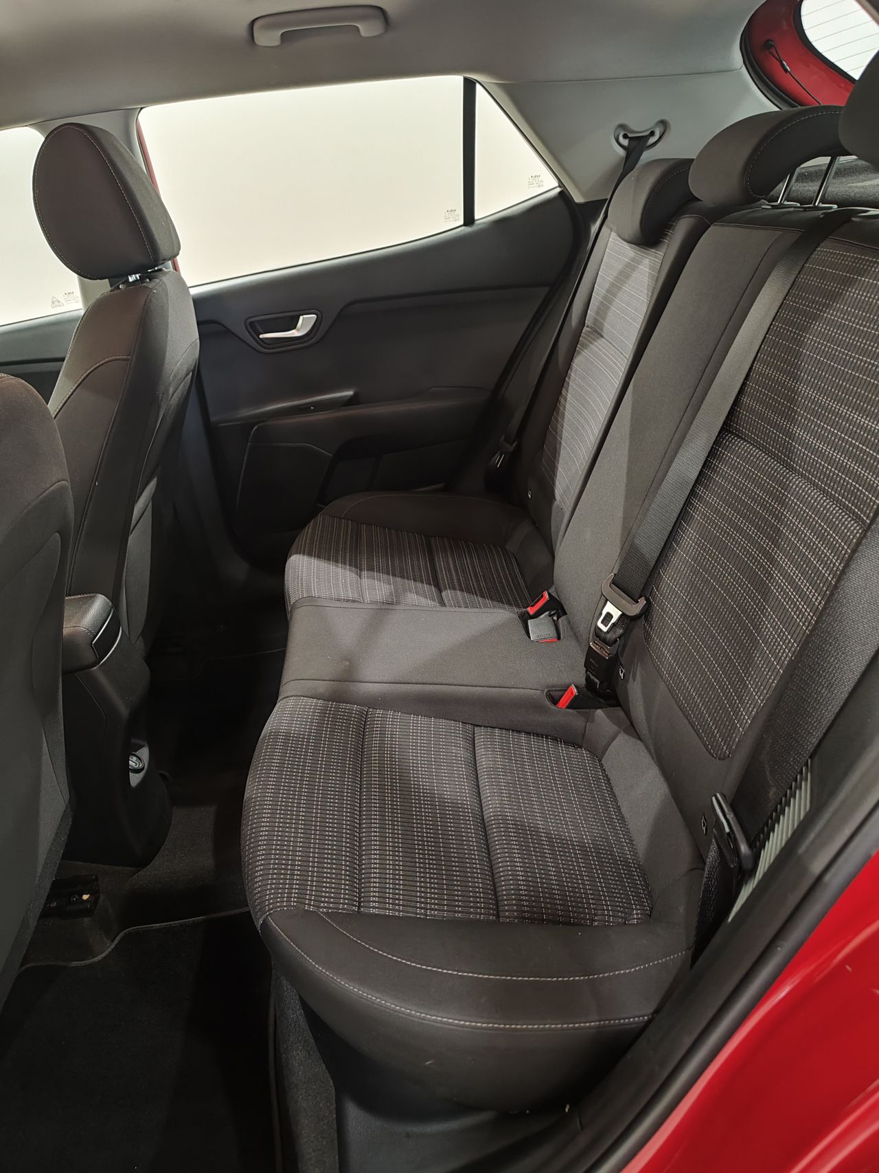 Foto Kia Stonic 16