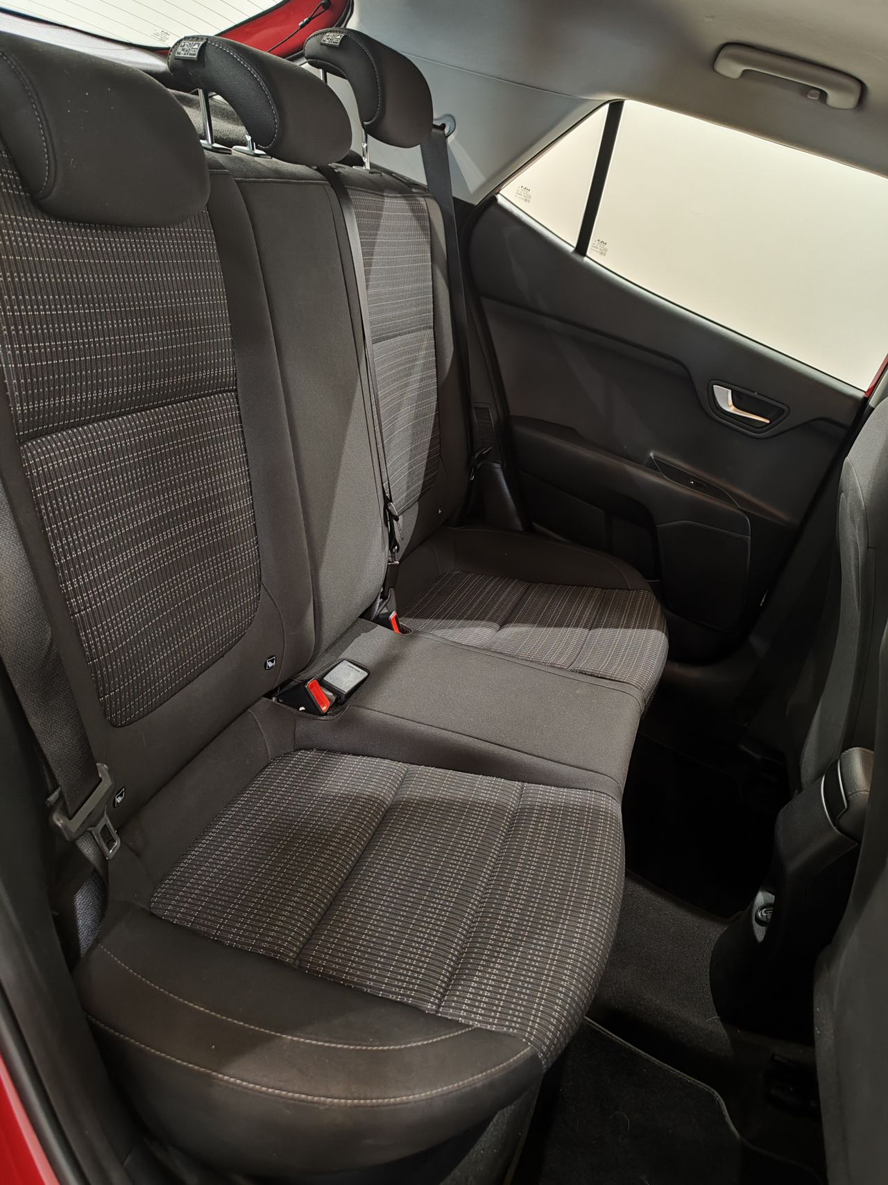 Foto Kia Stonic 17