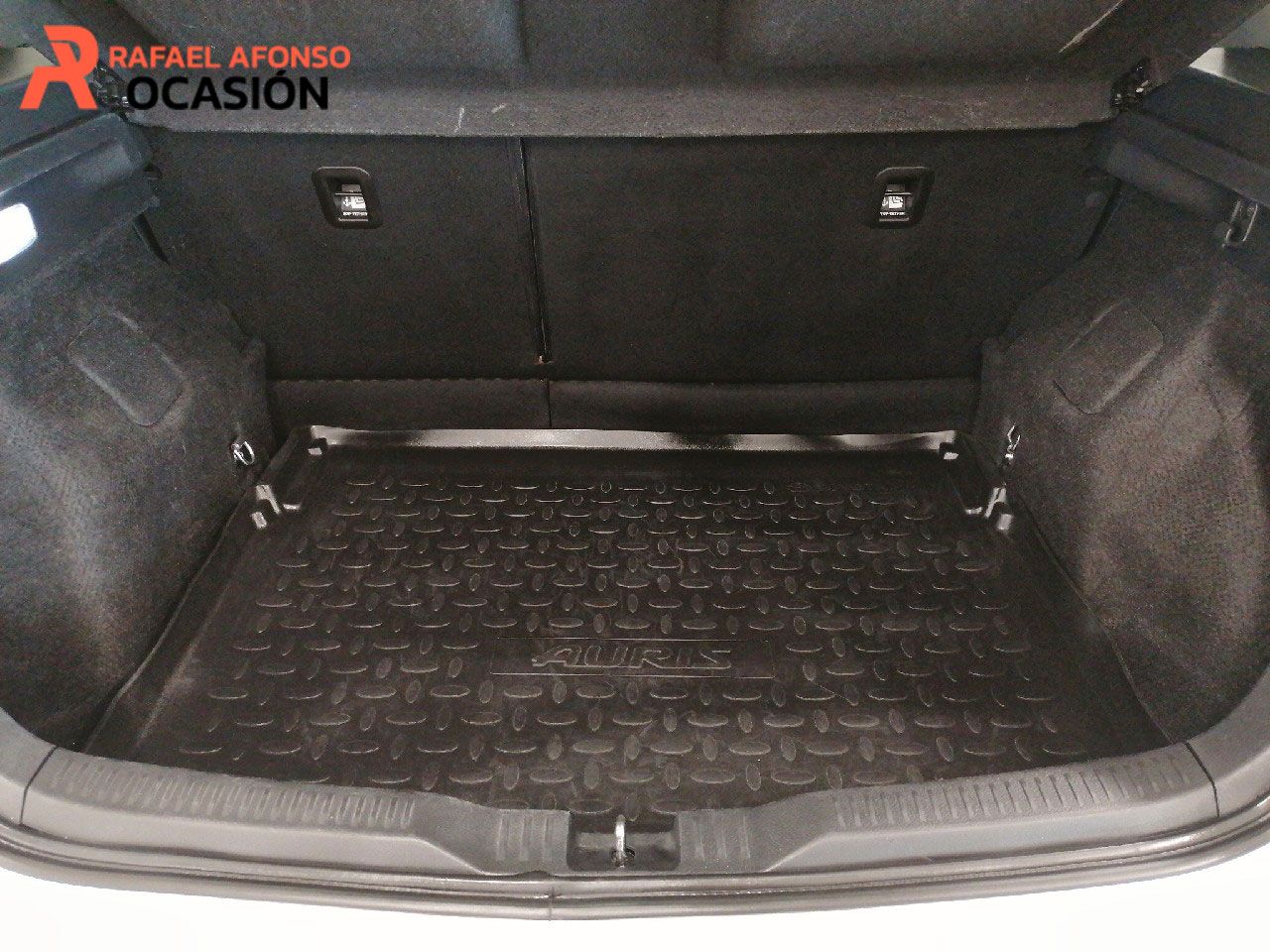 Foto Toyota Auris 8