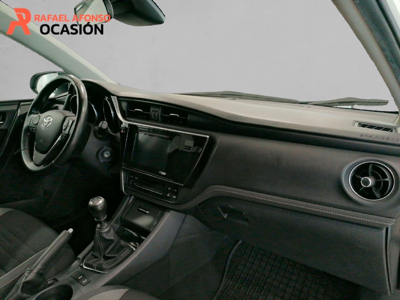 Foto Toyota Auris 11