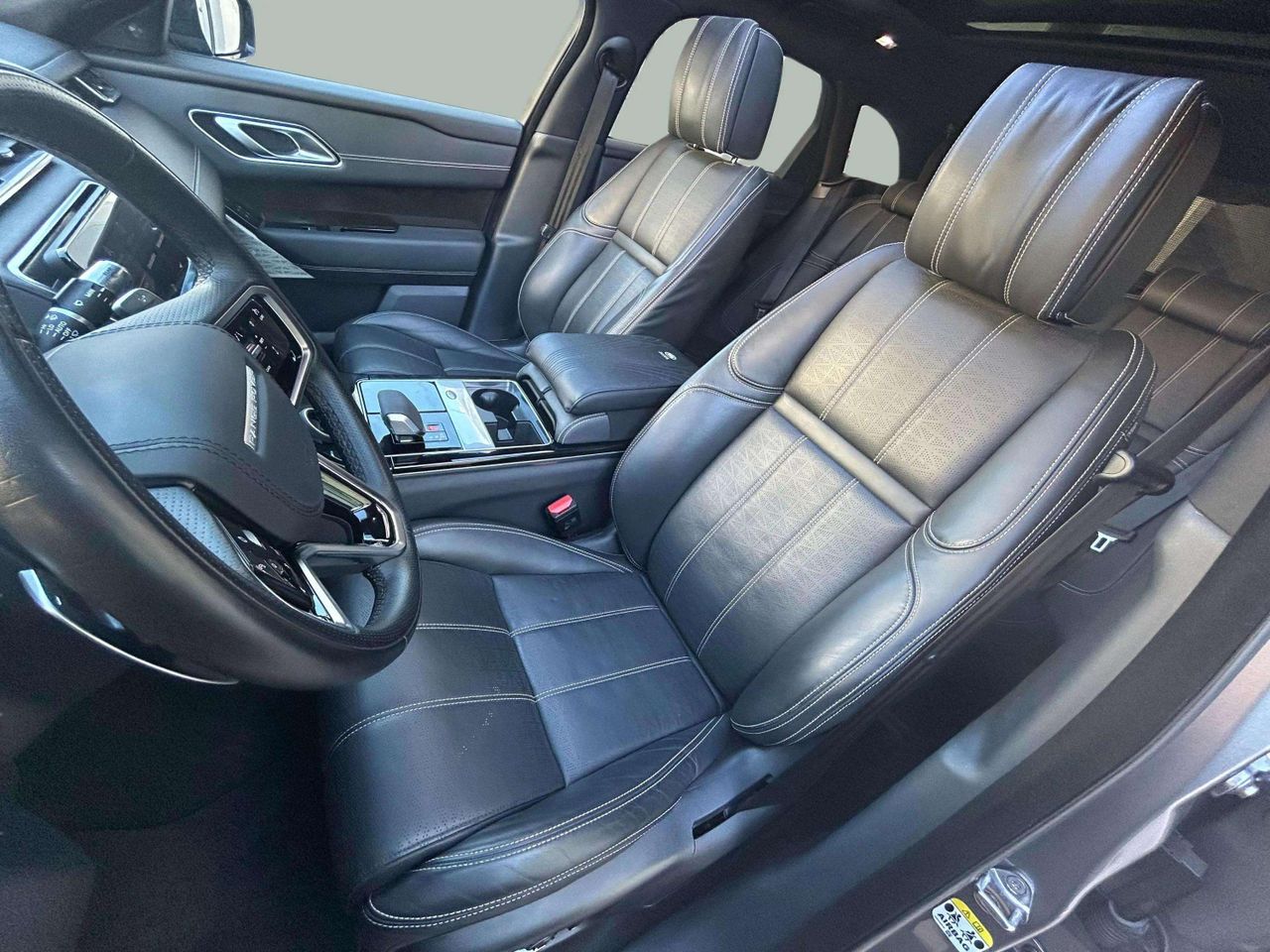 Foto Land-Rover Range Rover Velar 10