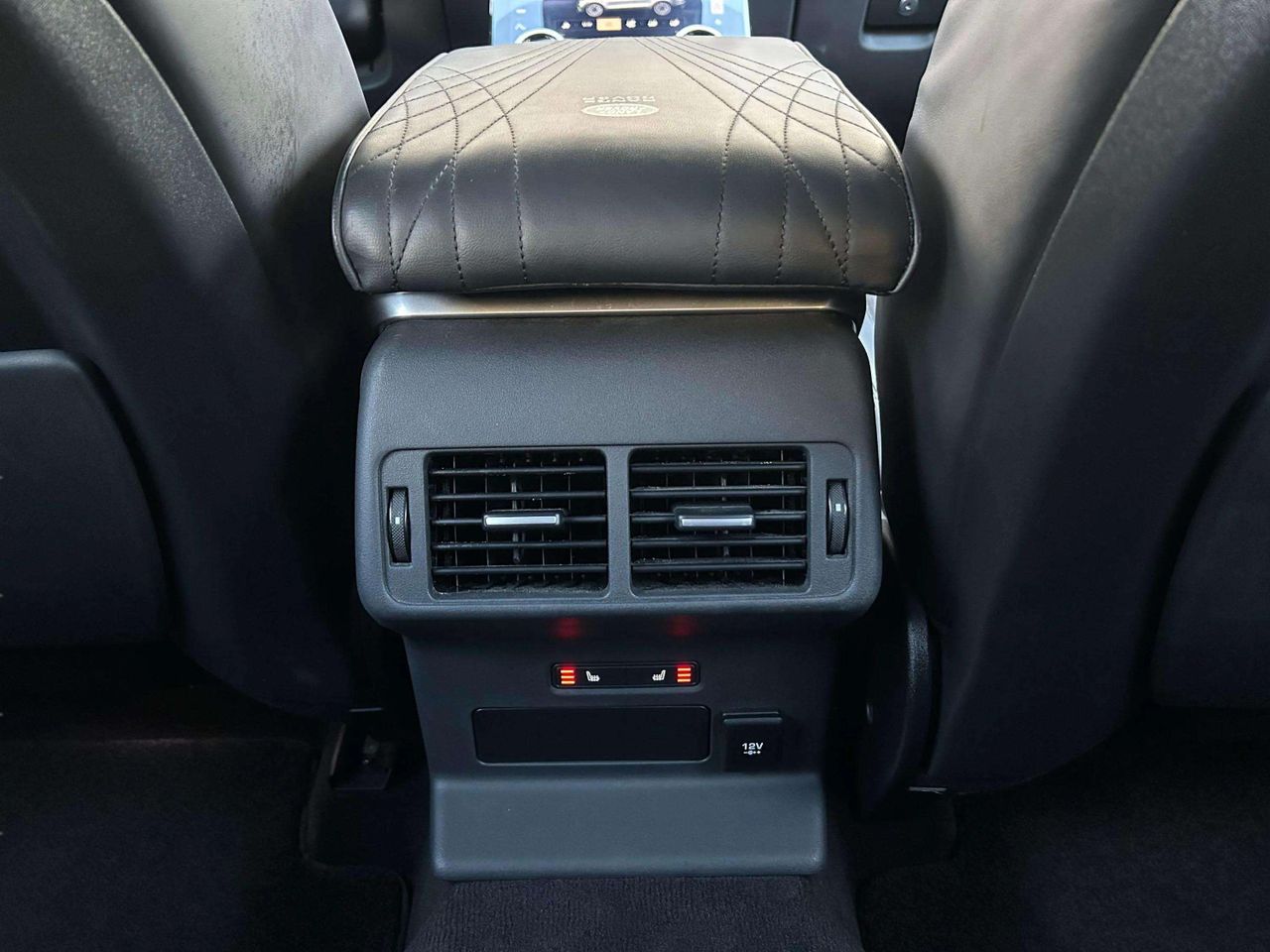 Foto Land-Rover Range Rover Velar 26
