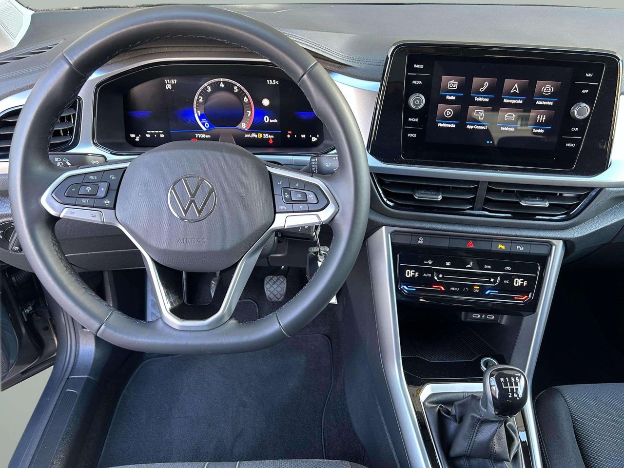 Foto Volkswagen T-Roc 12