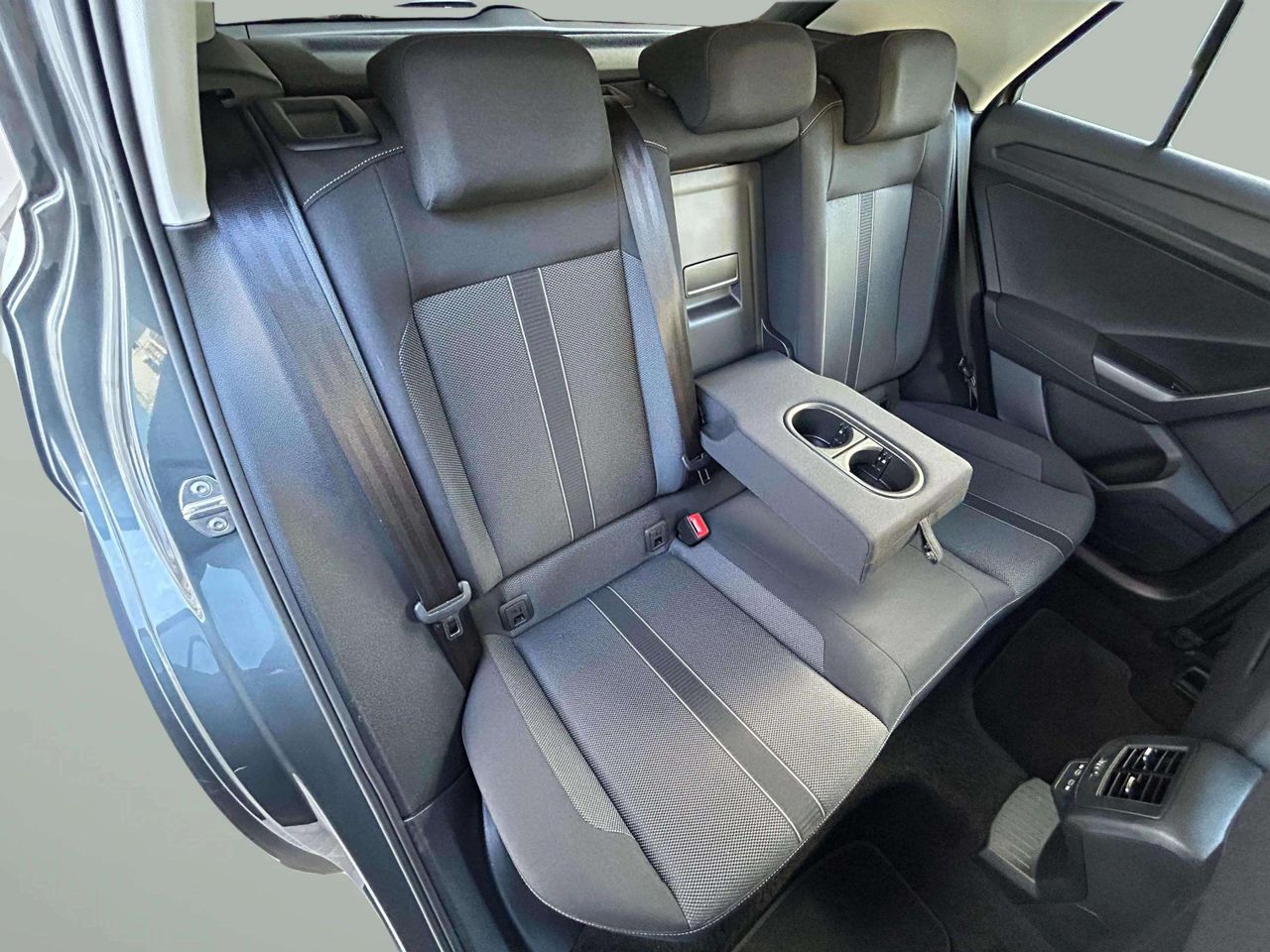 Foto Volkswagen T-Roc 14