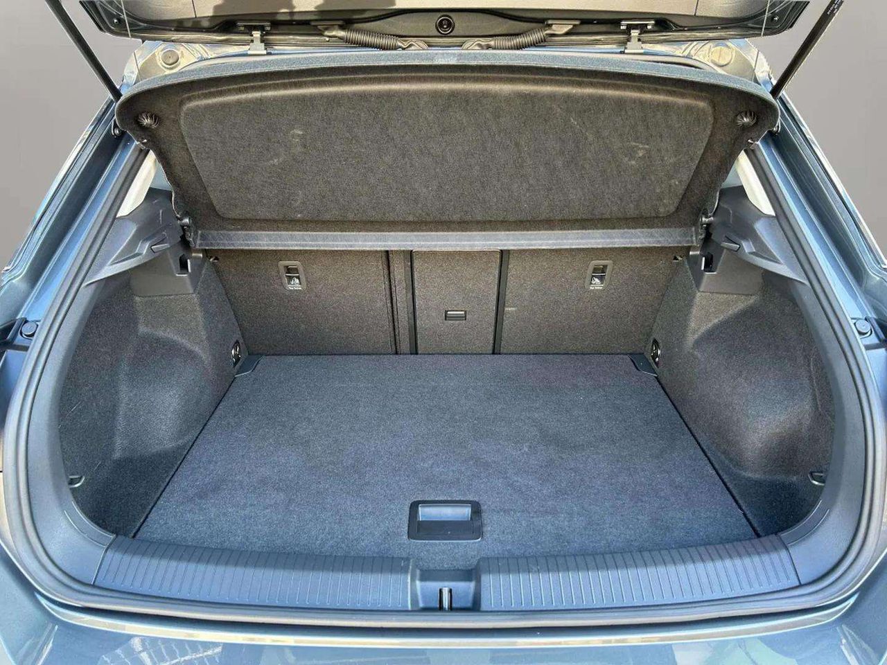 Foto Volkswagen T-Roc 29