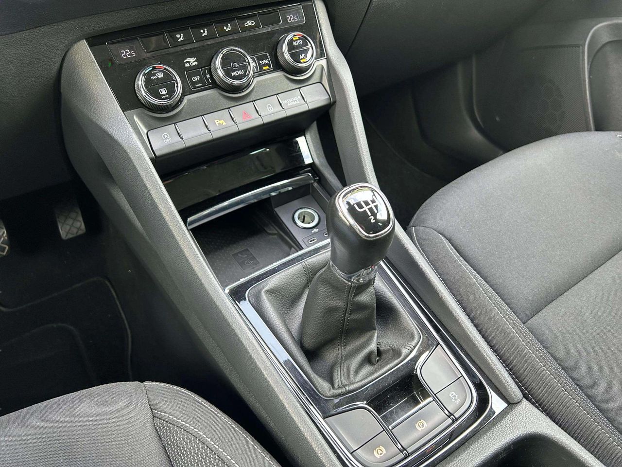 Foto Skoda Karoq 24