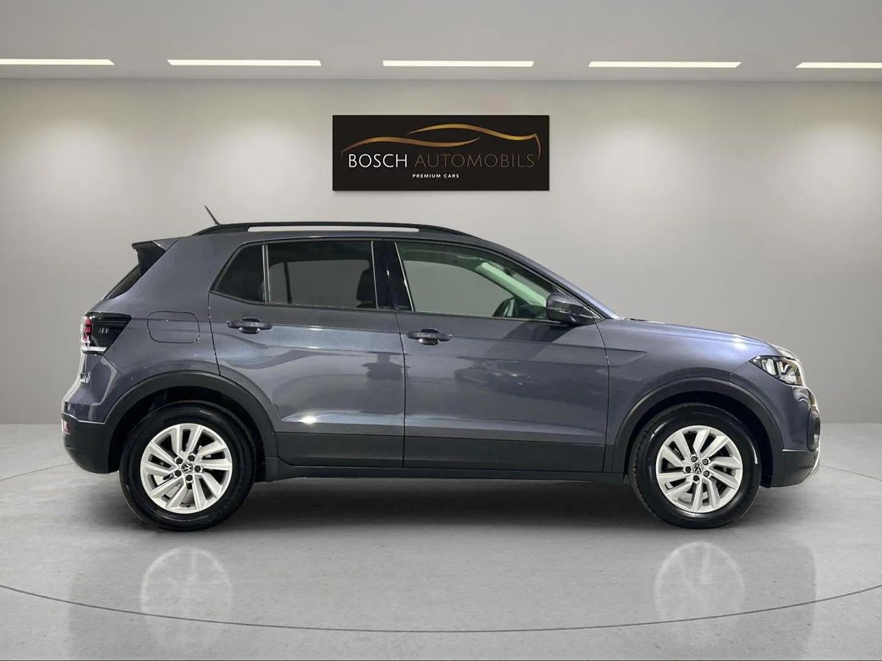 Foto Volkswagen T-Cross 4