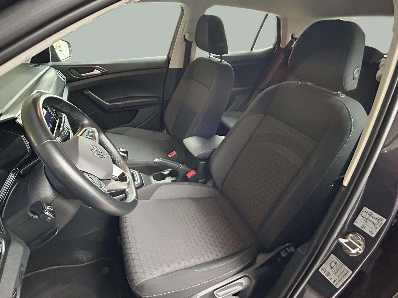 Foto Volkswagen T-Cross 9