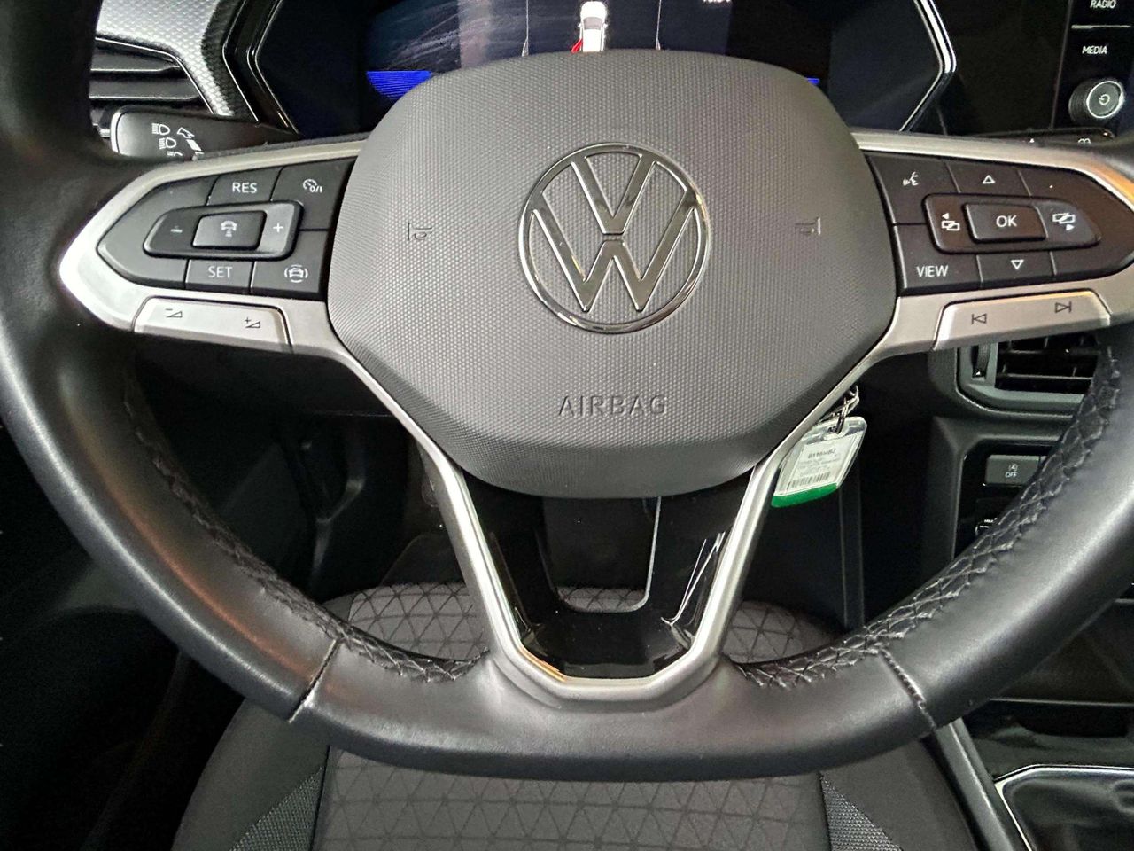 Foto Volkswagen T-Cross 11