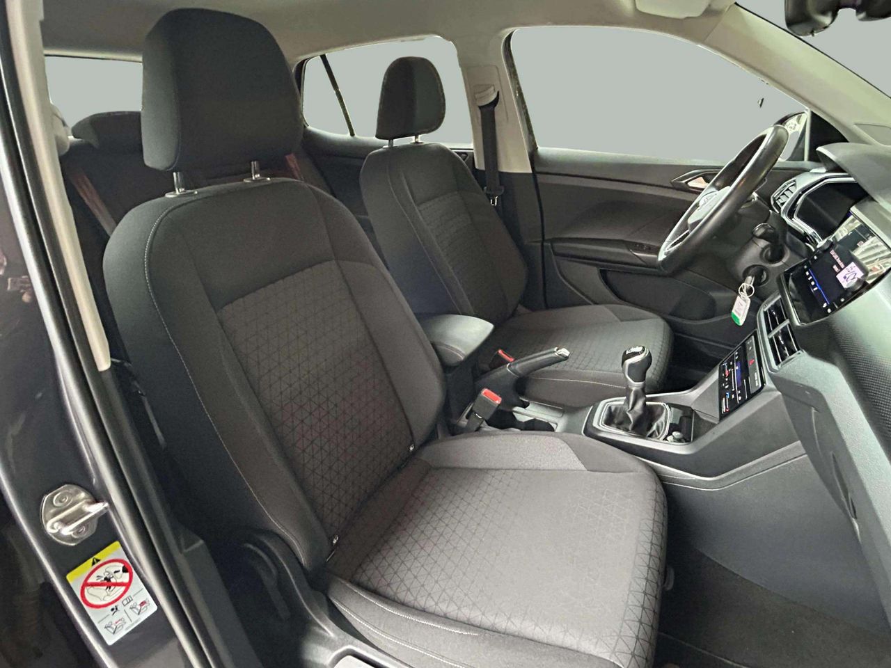 Foto Volkswagen T-Cross 14
