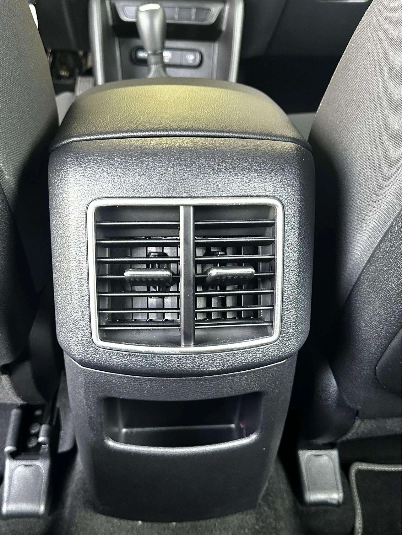 Foto Kia Sportage 23