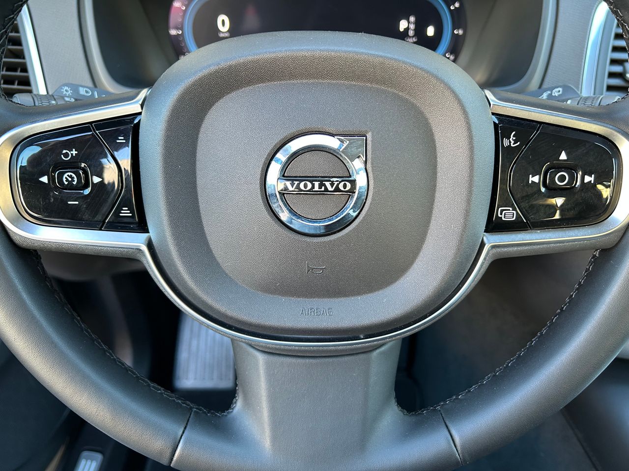 Foto Volvo XC90 15