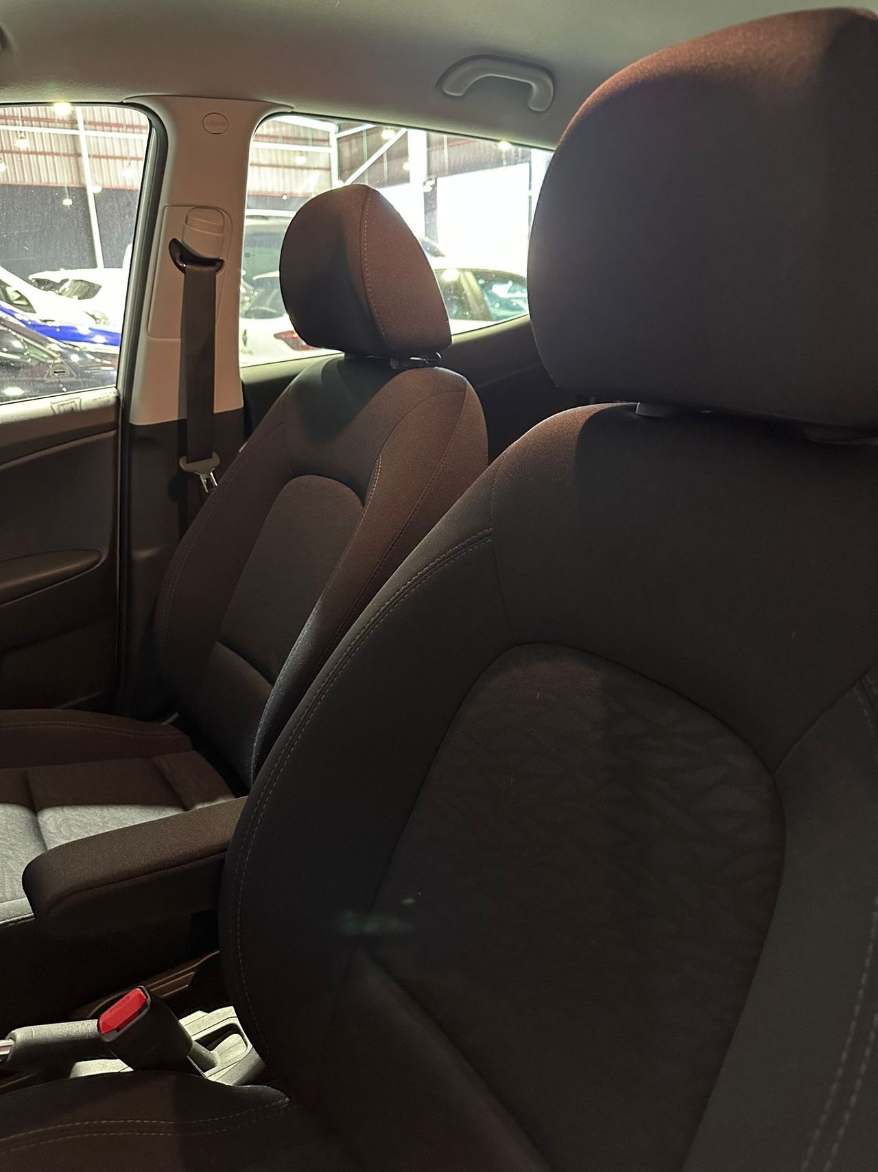 Foto Hyundai ix20 14