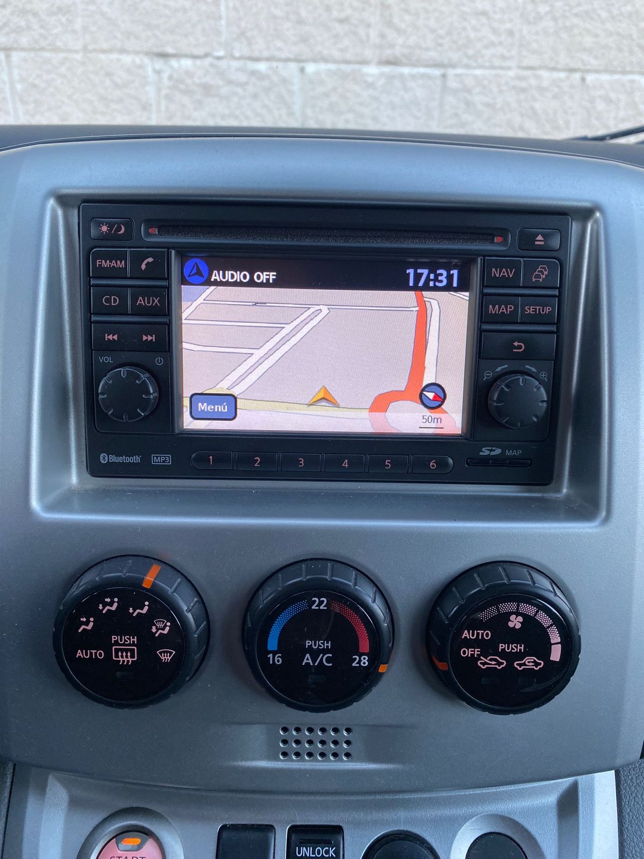 Foto Nissan NV250 15