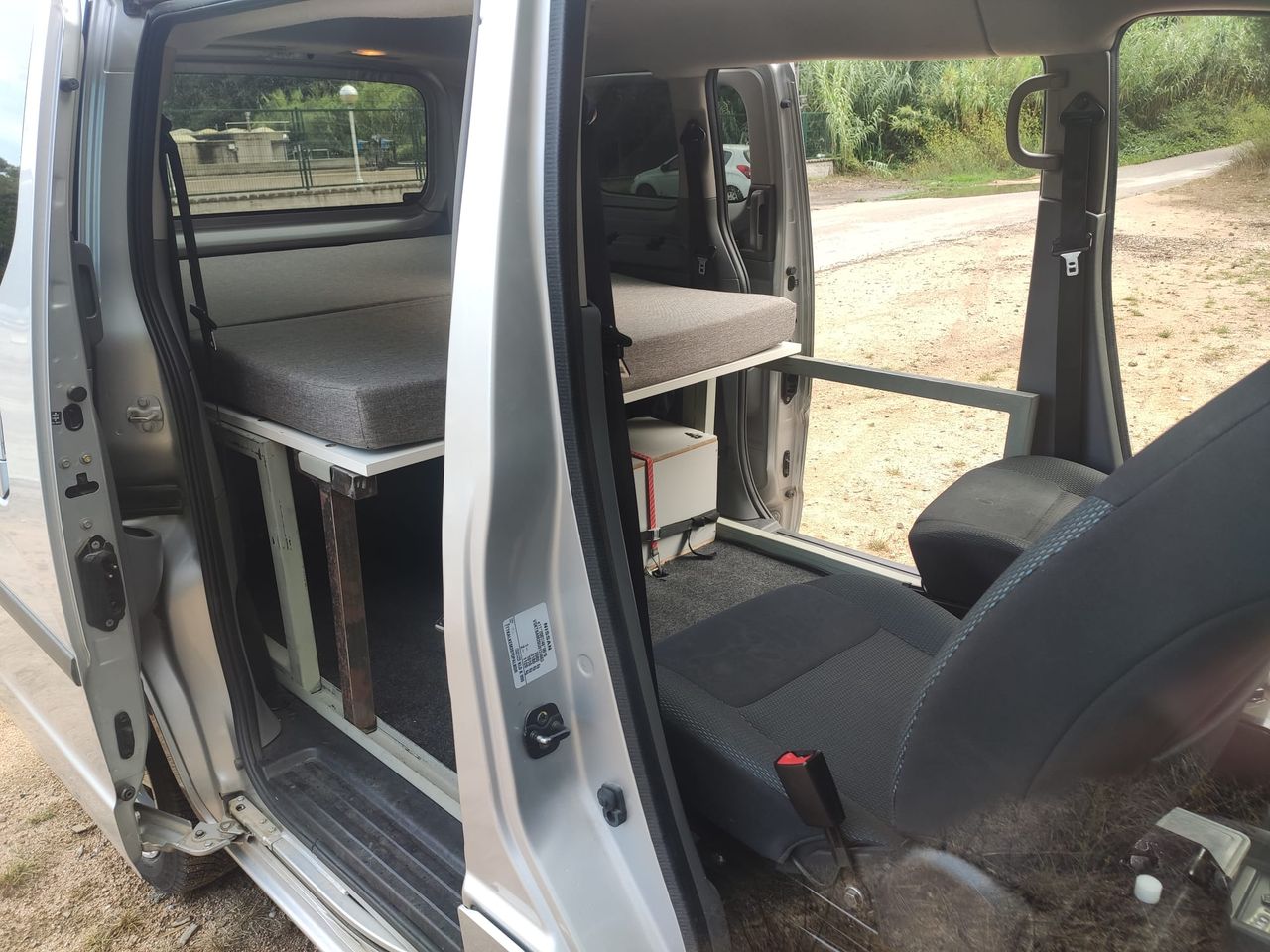 Foto Nissan NV250 23