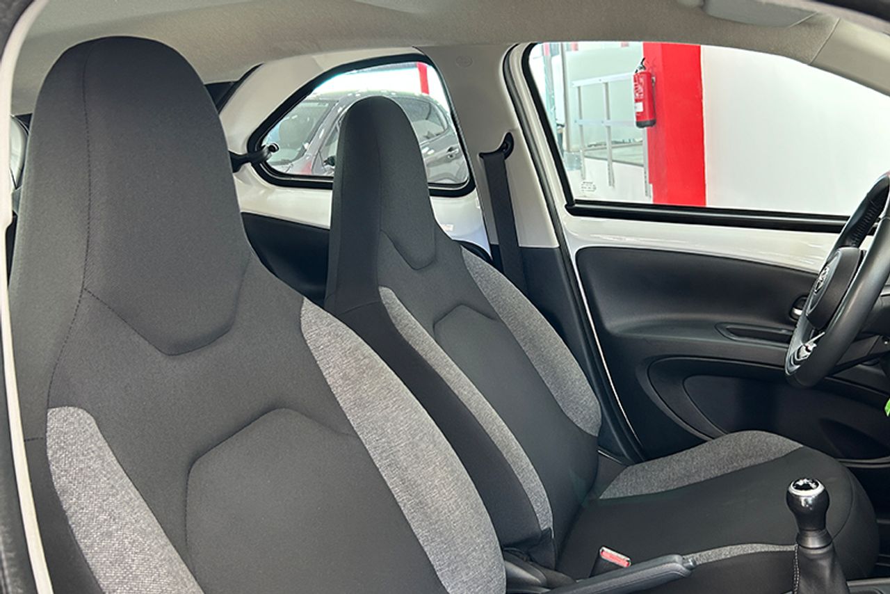 Foto Toyota Aygo 8