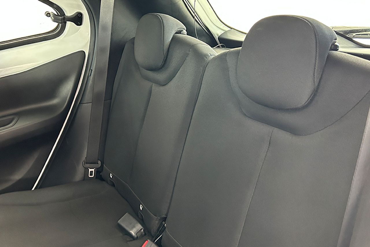 Foto Toyota Aygo 9