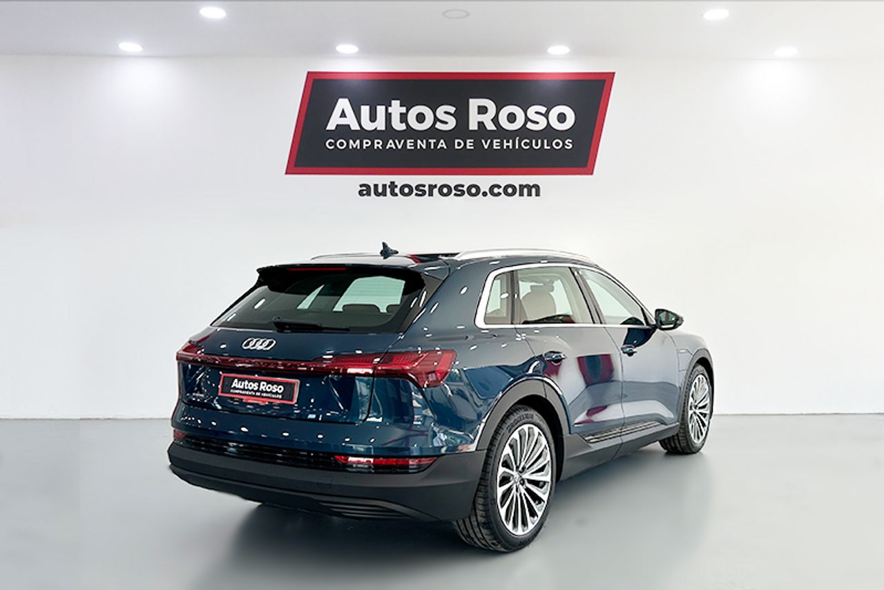 Foto Audi E-tron 3