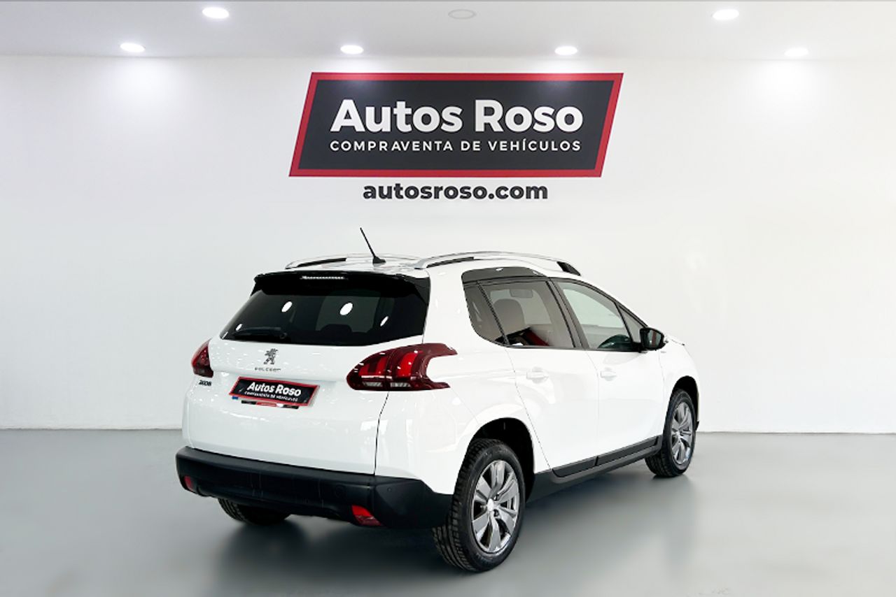 Foto Peugeot 2008 3