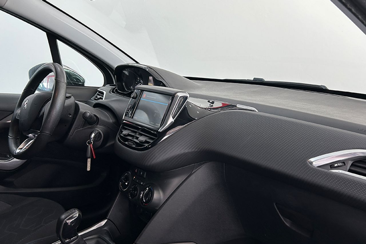 Foto Peugeot 2008 6