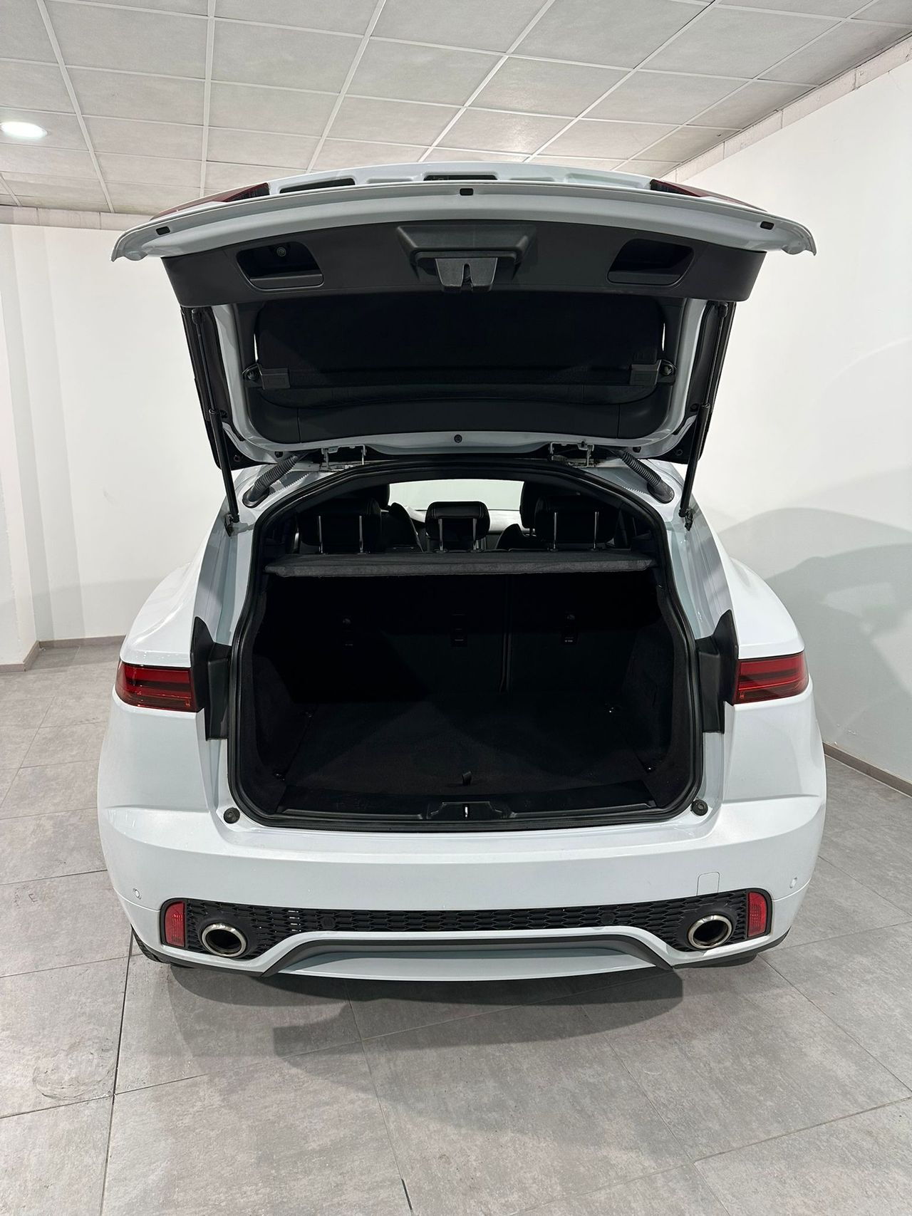 Foto Jaguar E-Pace 6