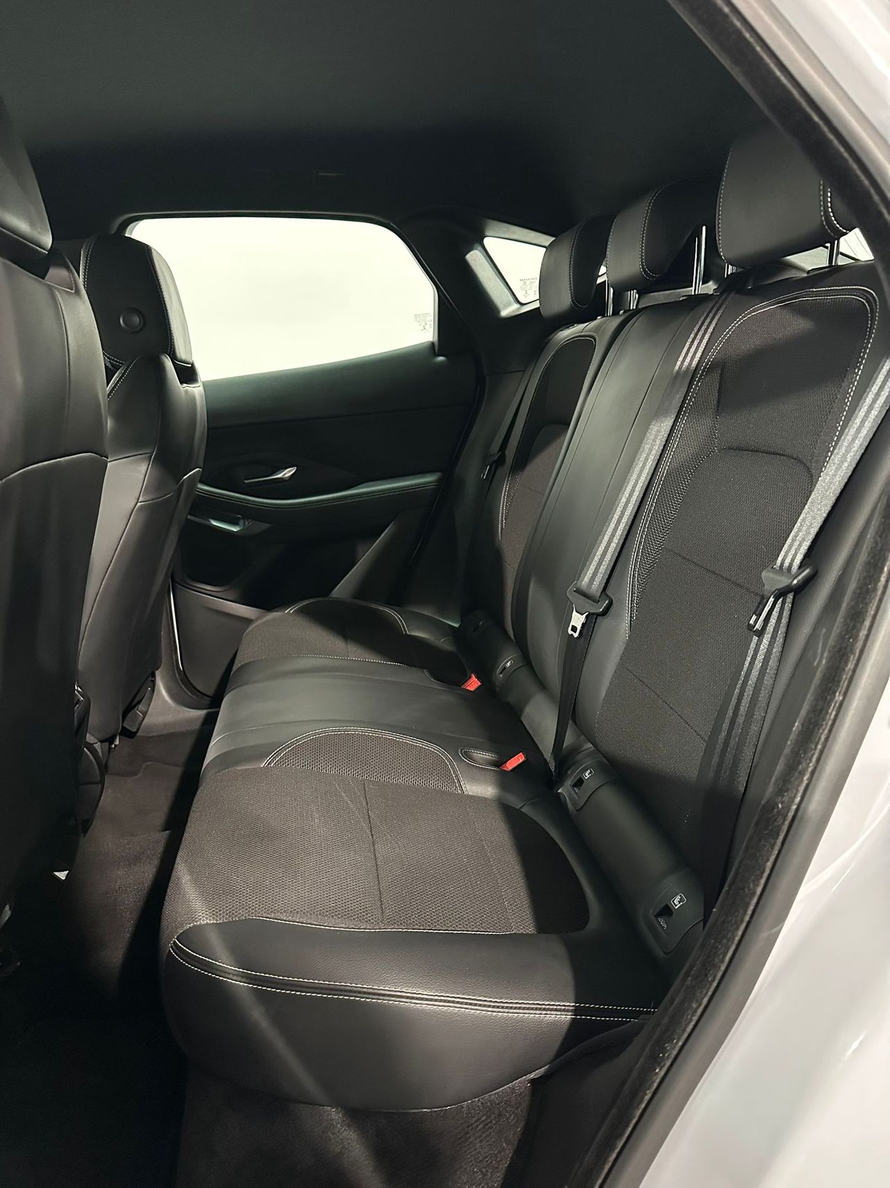 Foto Jaguar E-Pace 7