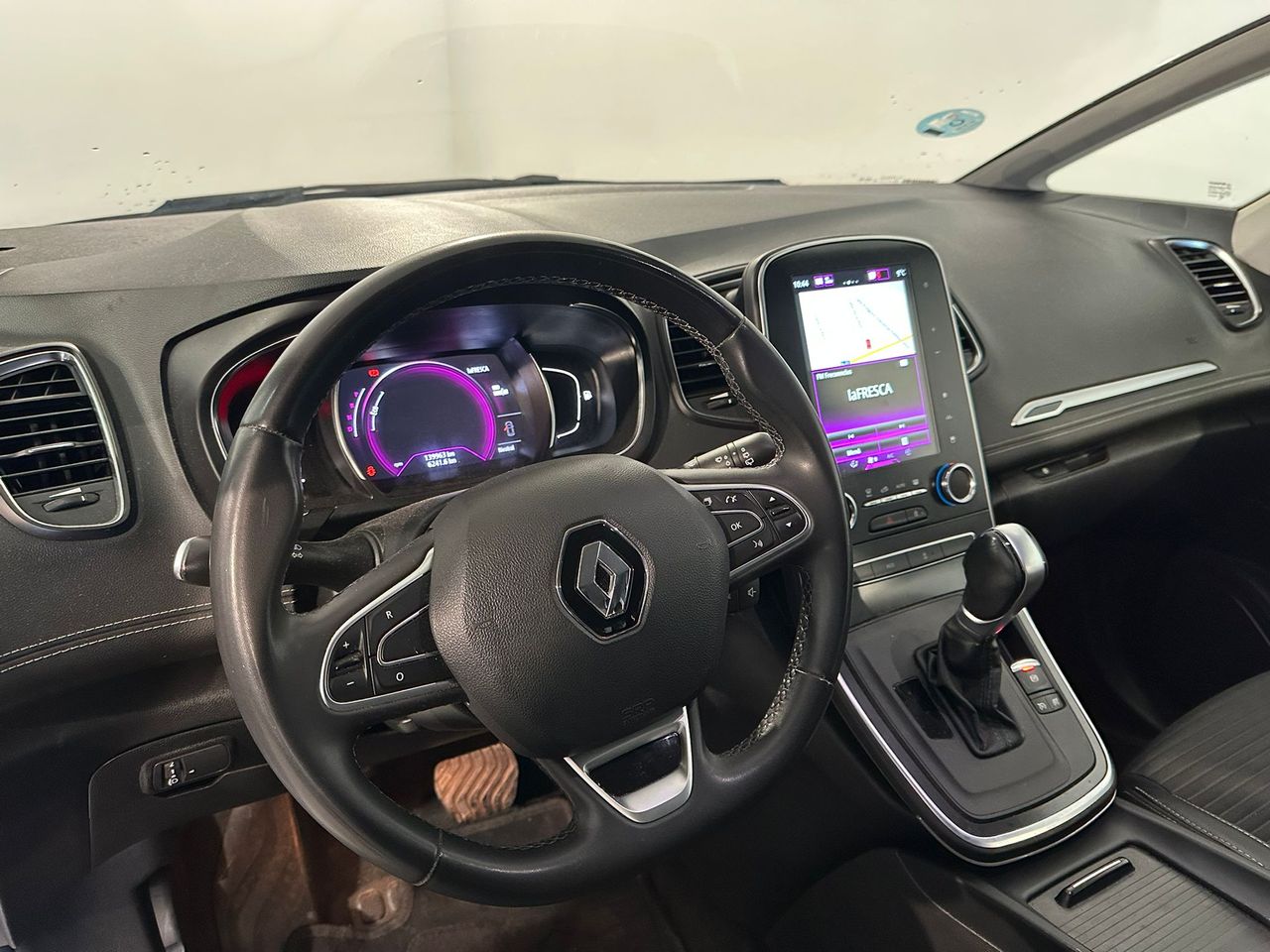 Foto Renault Scénic 11