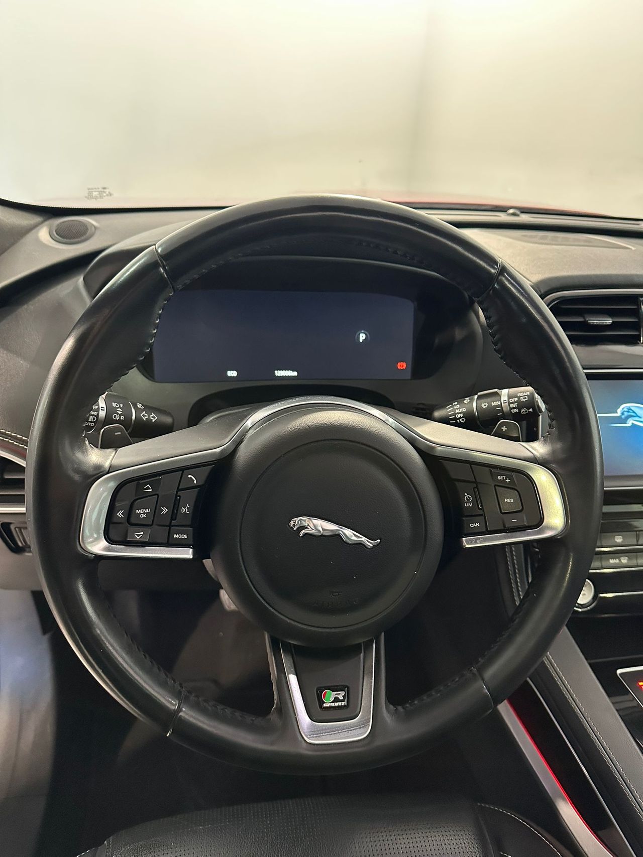Foto Jaguar F-Pace 10