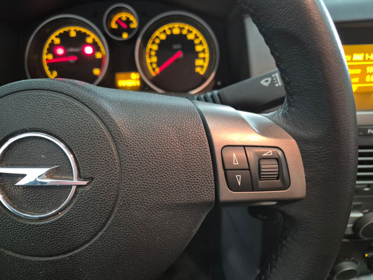 Foto Opel Astra 14