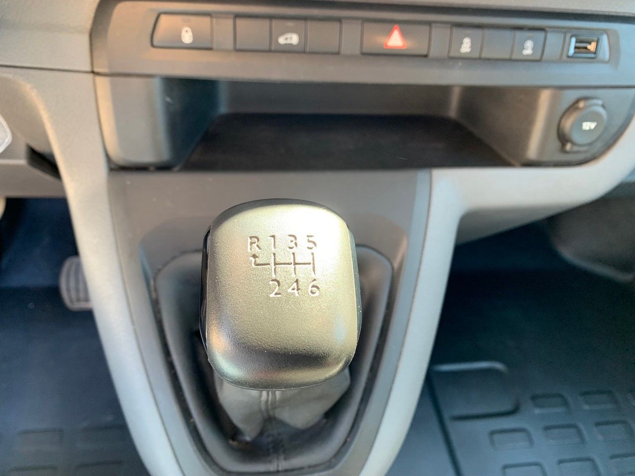 Foto Peugeot Expert 11