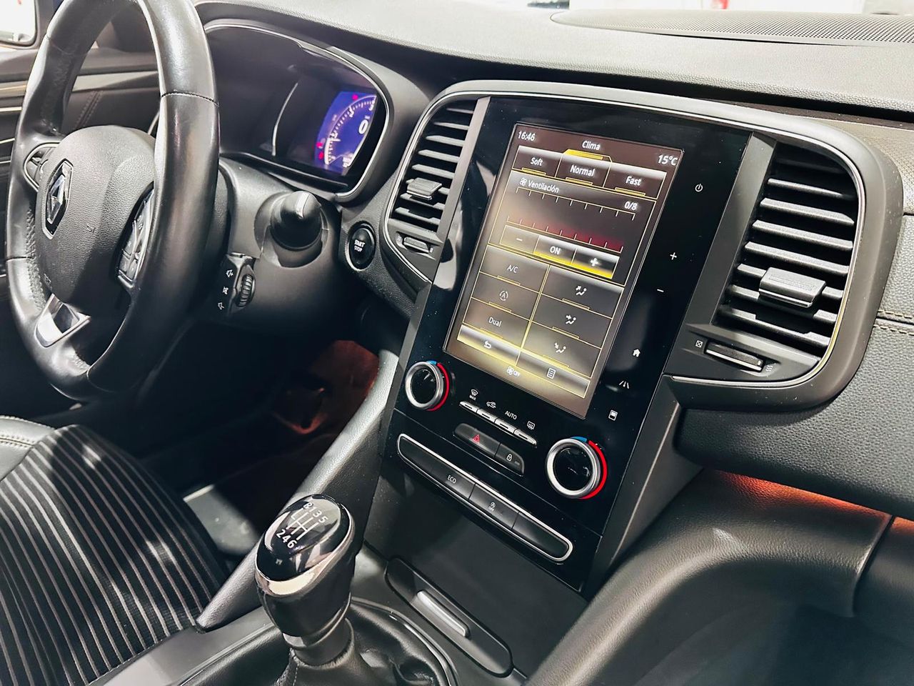Foto Renault Talisman 14