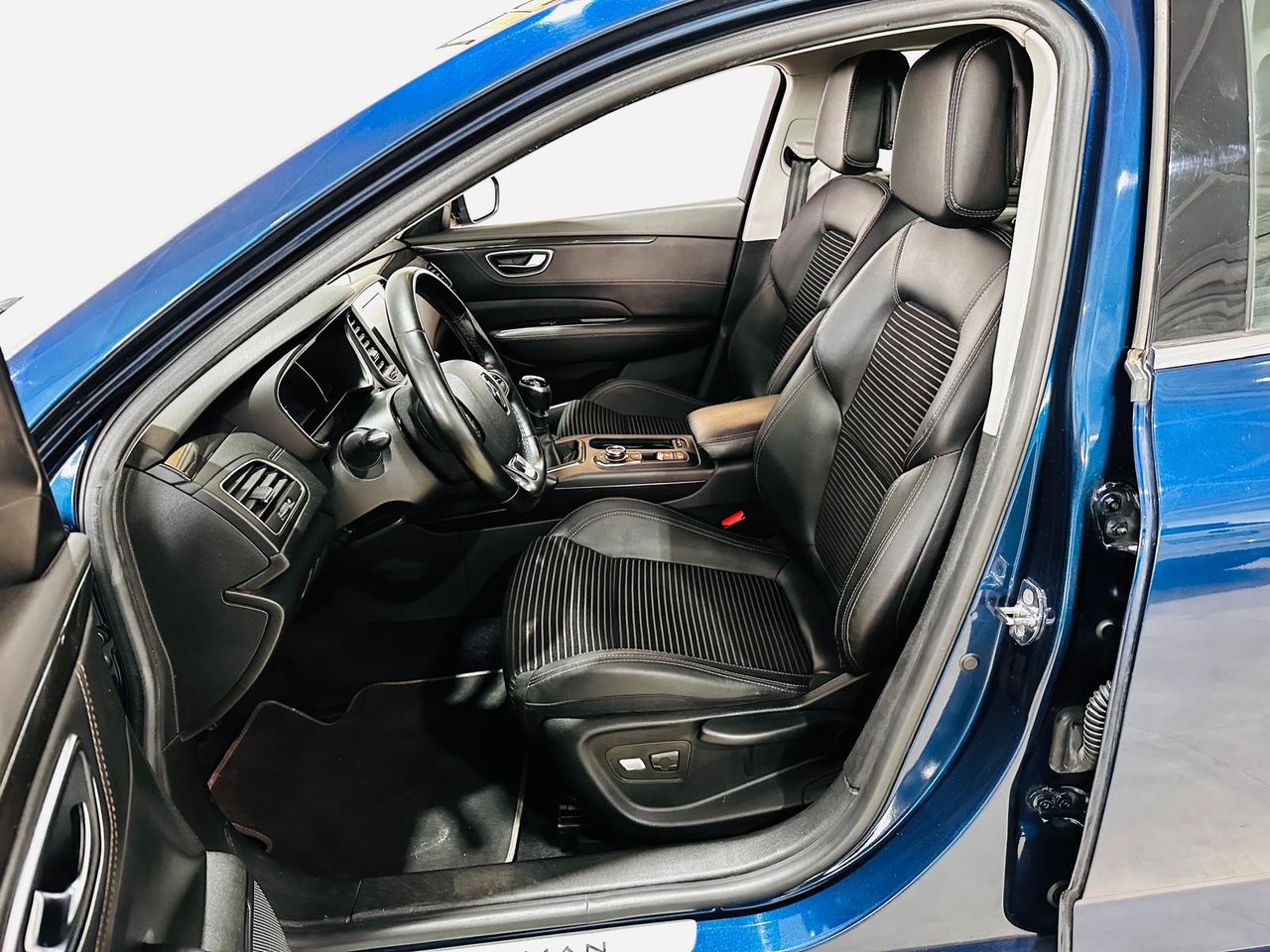 Foto Renault Talisman 24