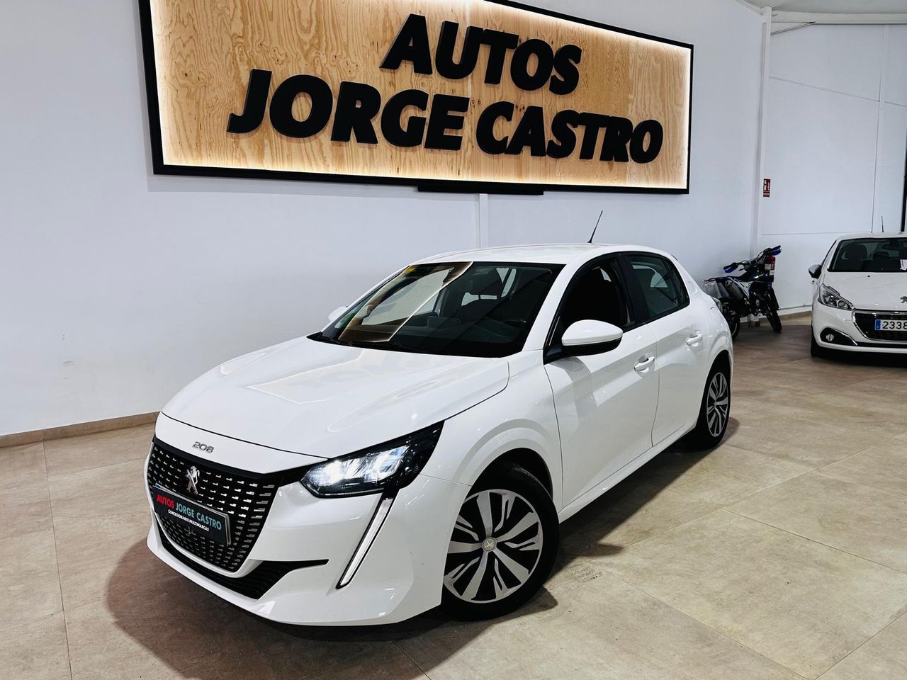 Foto Peugeot 208 11