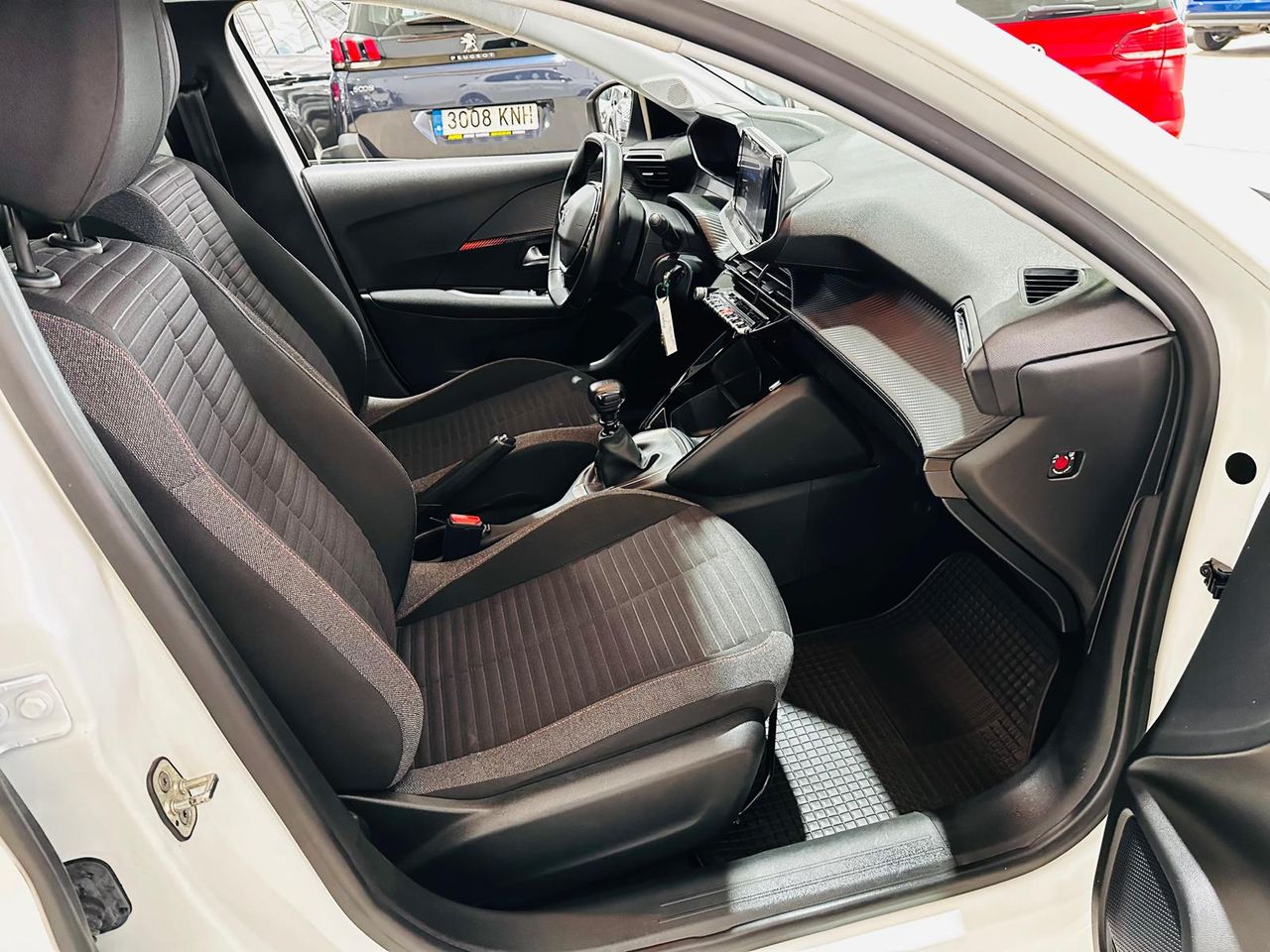 Foto Peugeot 208 29
