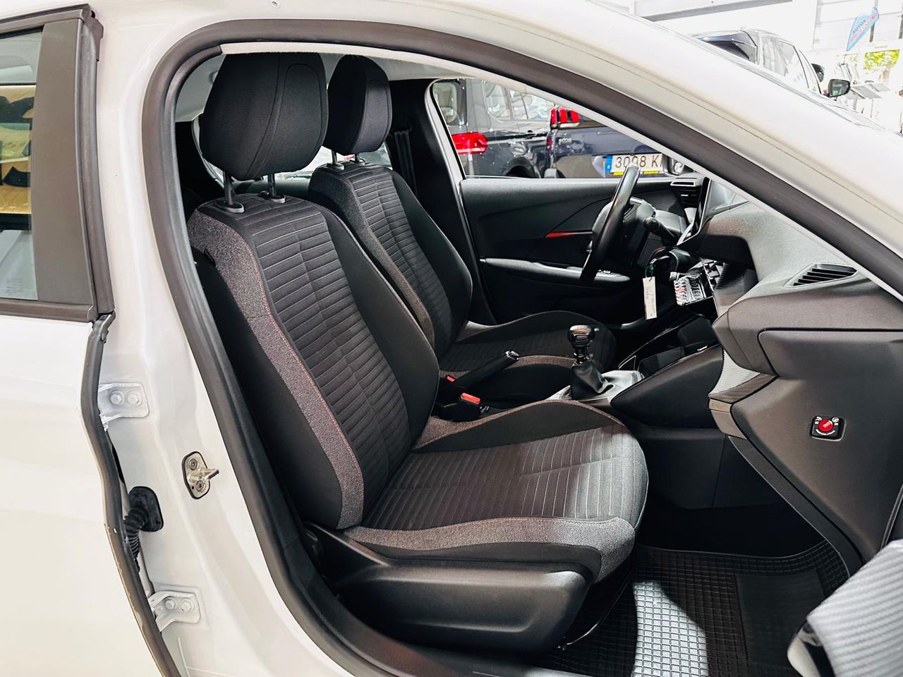 Foto Peugeot 208 36