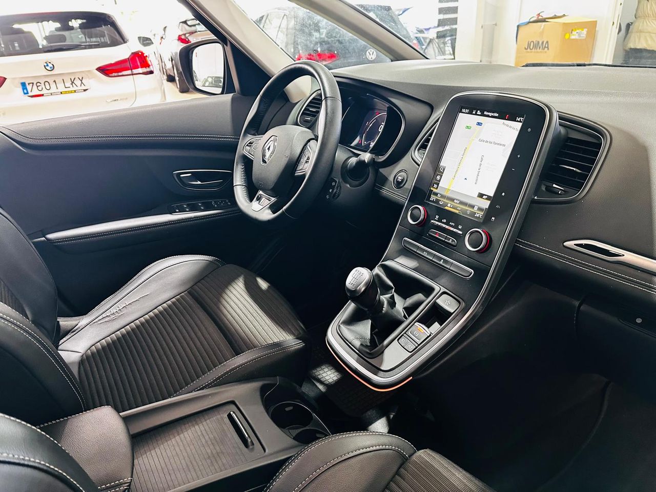 Foto Renault Scénic 23