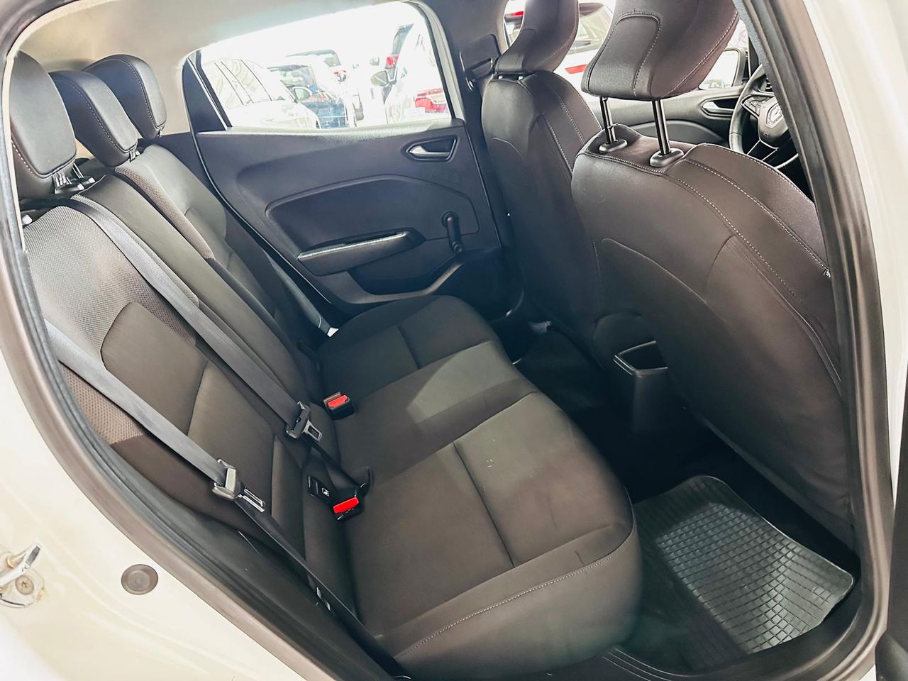 Foto Renault Clio 18