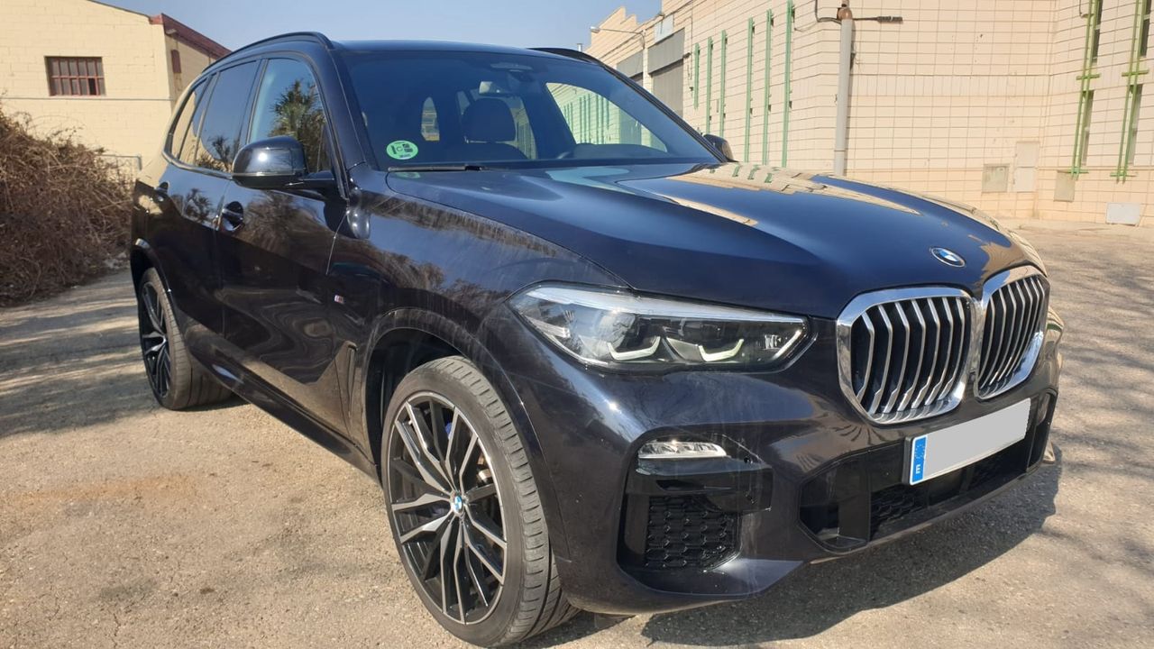 Foto BMW X5 4
