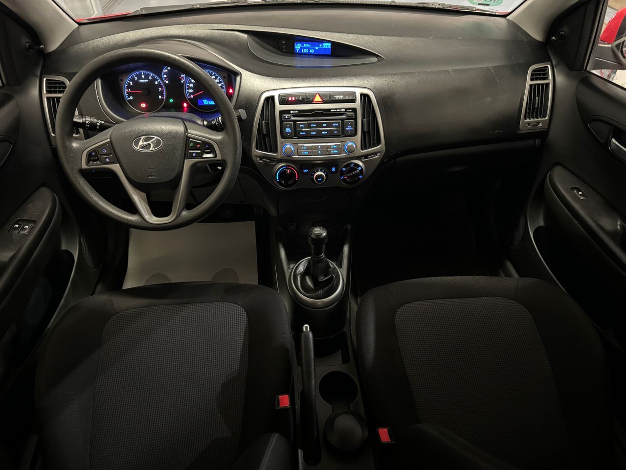 Foto Hyundai i20 8